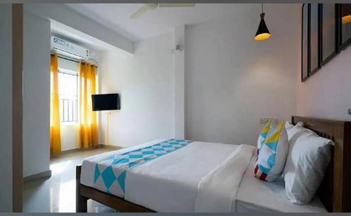 Ruby Hotel Apartments Kochi Esterno foto