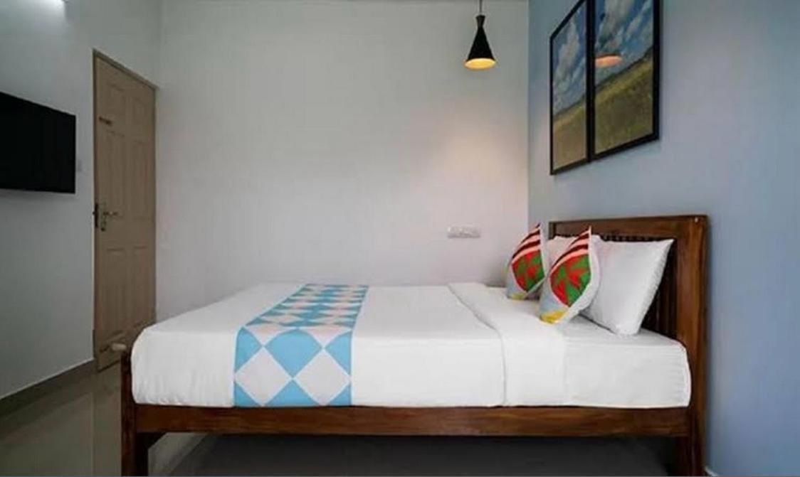 Ruby Hotel Apartments Kochi Esterno foto